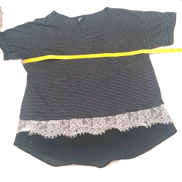 BOBEAU STRIPED SHORT SLEEVES TOP💥 - Picture 8 of 10